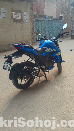 Motorcycle, suziki Gixxer fi abs
